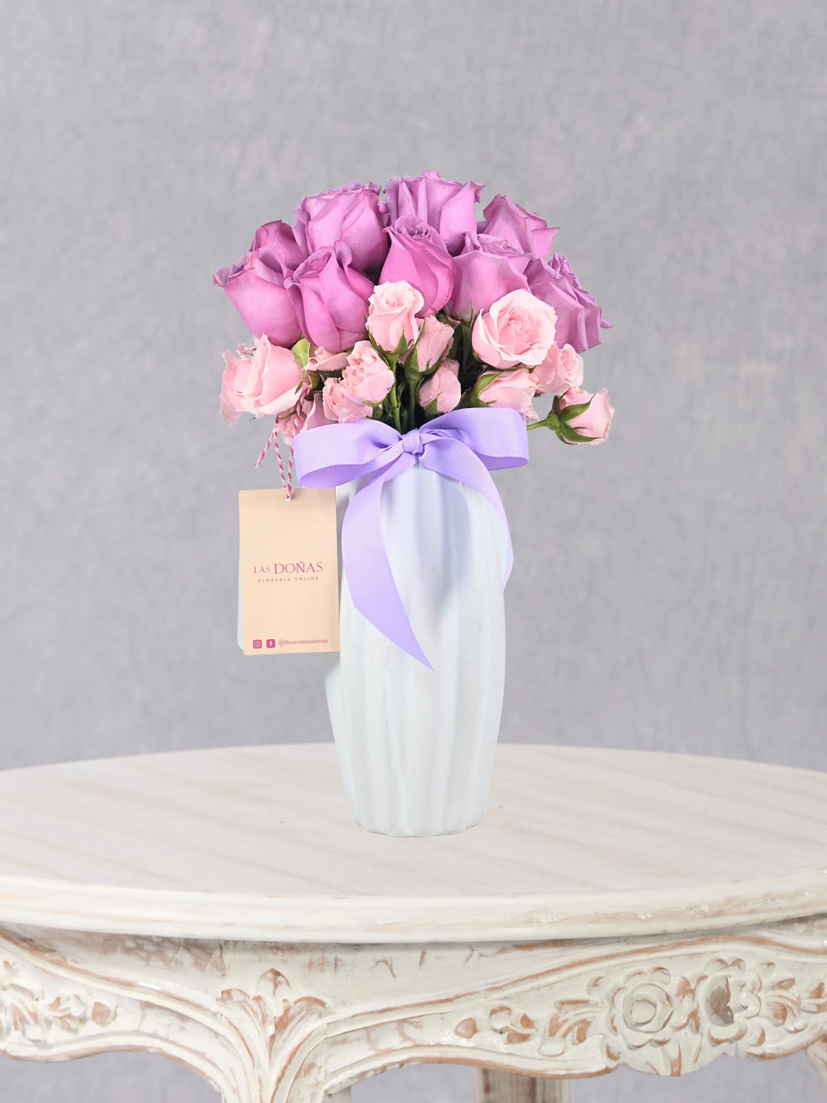 Florero De 12 Rosas Y Minirosas