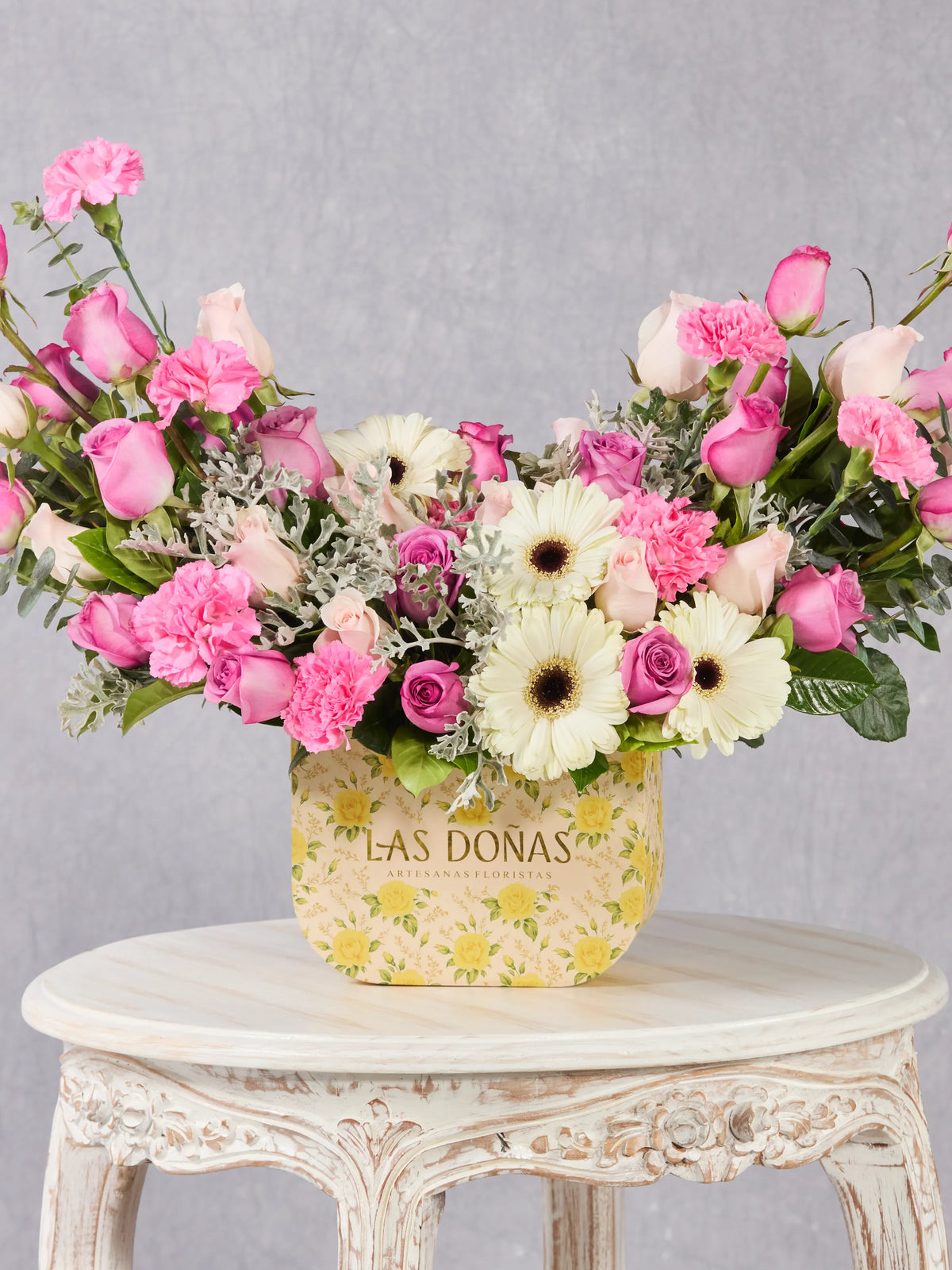 Rosal de Ensueño arreglo floral con 36 rosas + gerberas