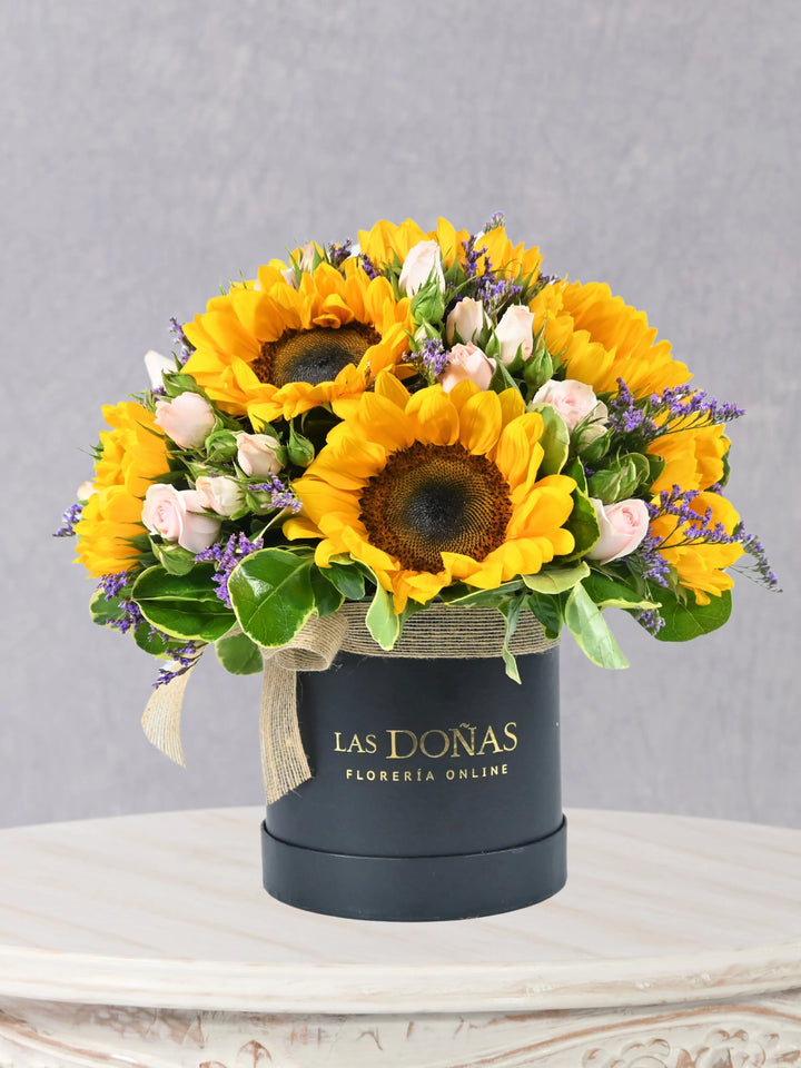 Box De Girasoles y Mini Rosa