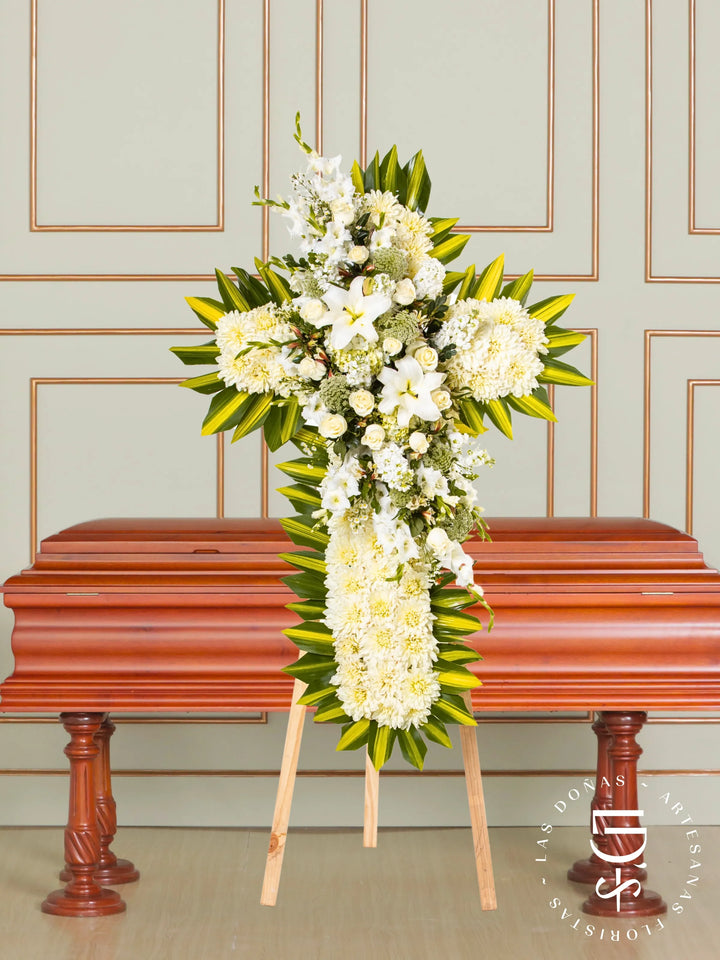 Cruz de Condolencias de Dalias, Rosas Blancas, Lirios y Gladiolos arreglo de condolencias