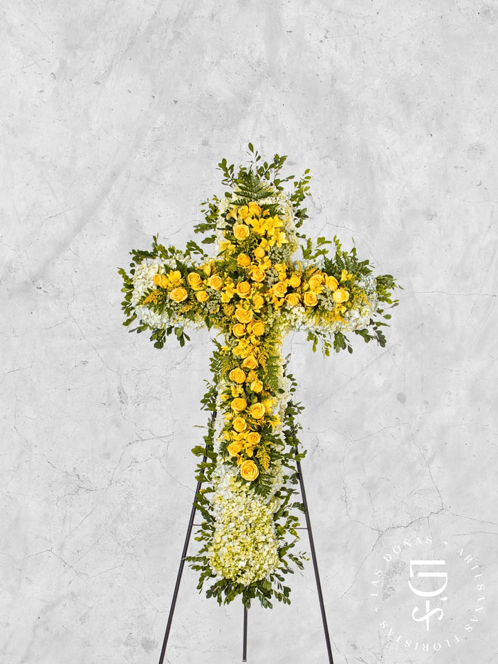 Cruz de Condolencias de Hortensias y Rosas Amarillas arreglo de condolencias con 36 rosas amarillas