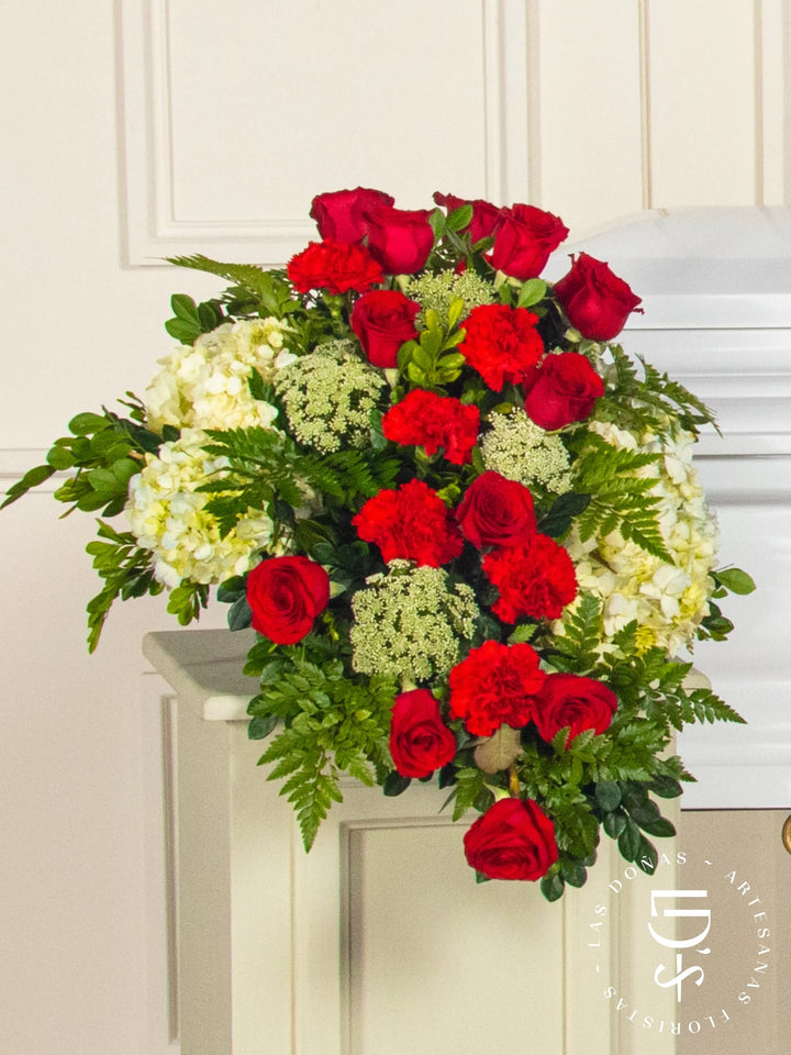 Lágrima de Piso con Rosas Rojas y Gerberas arreglo de condolencias con 12 rosas rojas y clavelon