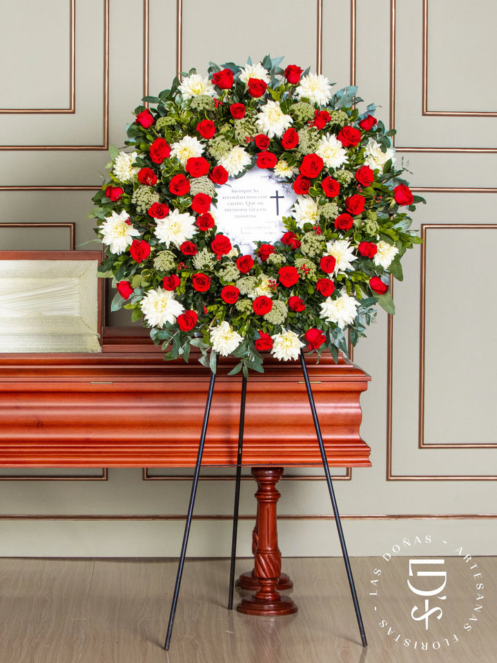 Corona Circular de Dalia con Rosas Rojas arreglo de condolencias con 48 rosas rojas