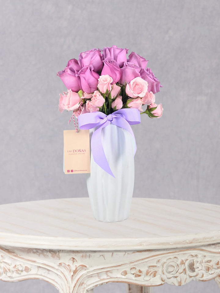 Florero De 12 Rosas Y Minirosas