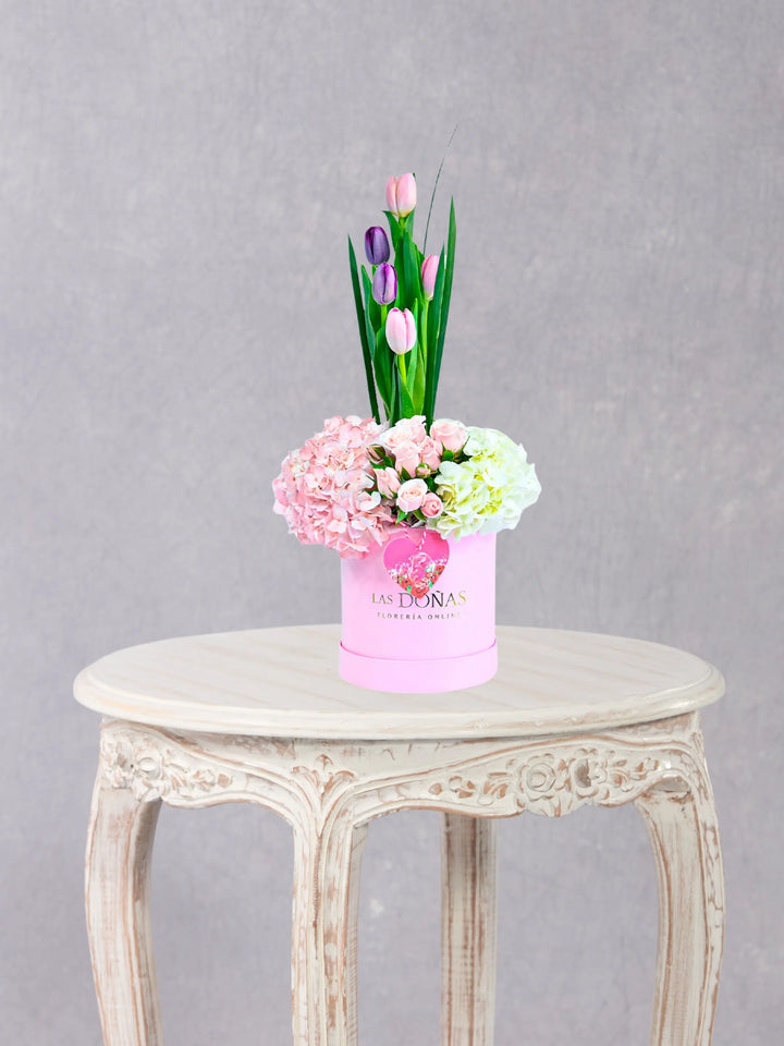 Box De 5 Tulipanes box floral con 5 tulipanes + hortensias