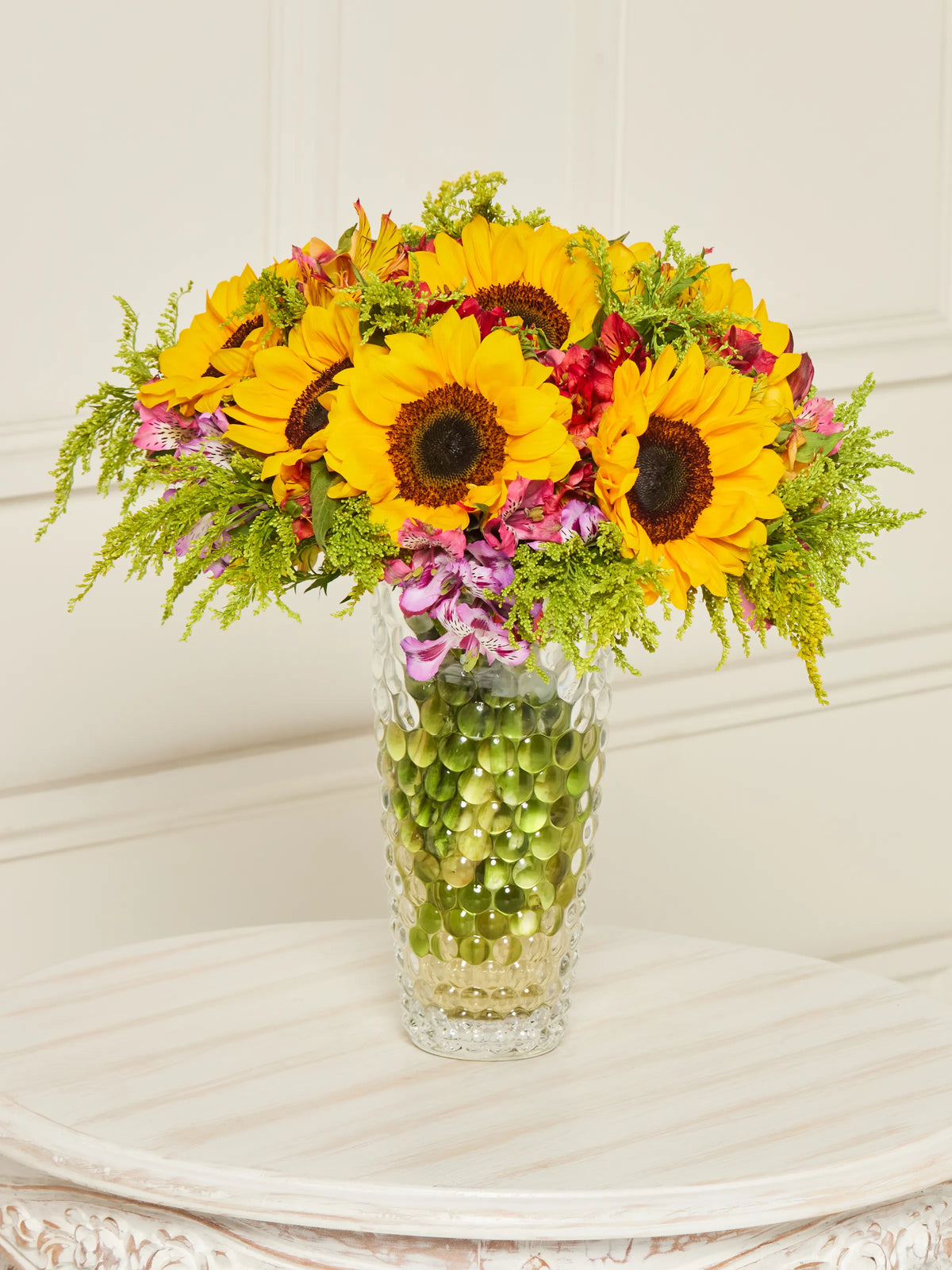 Florero De Girasoles Y Astromelias