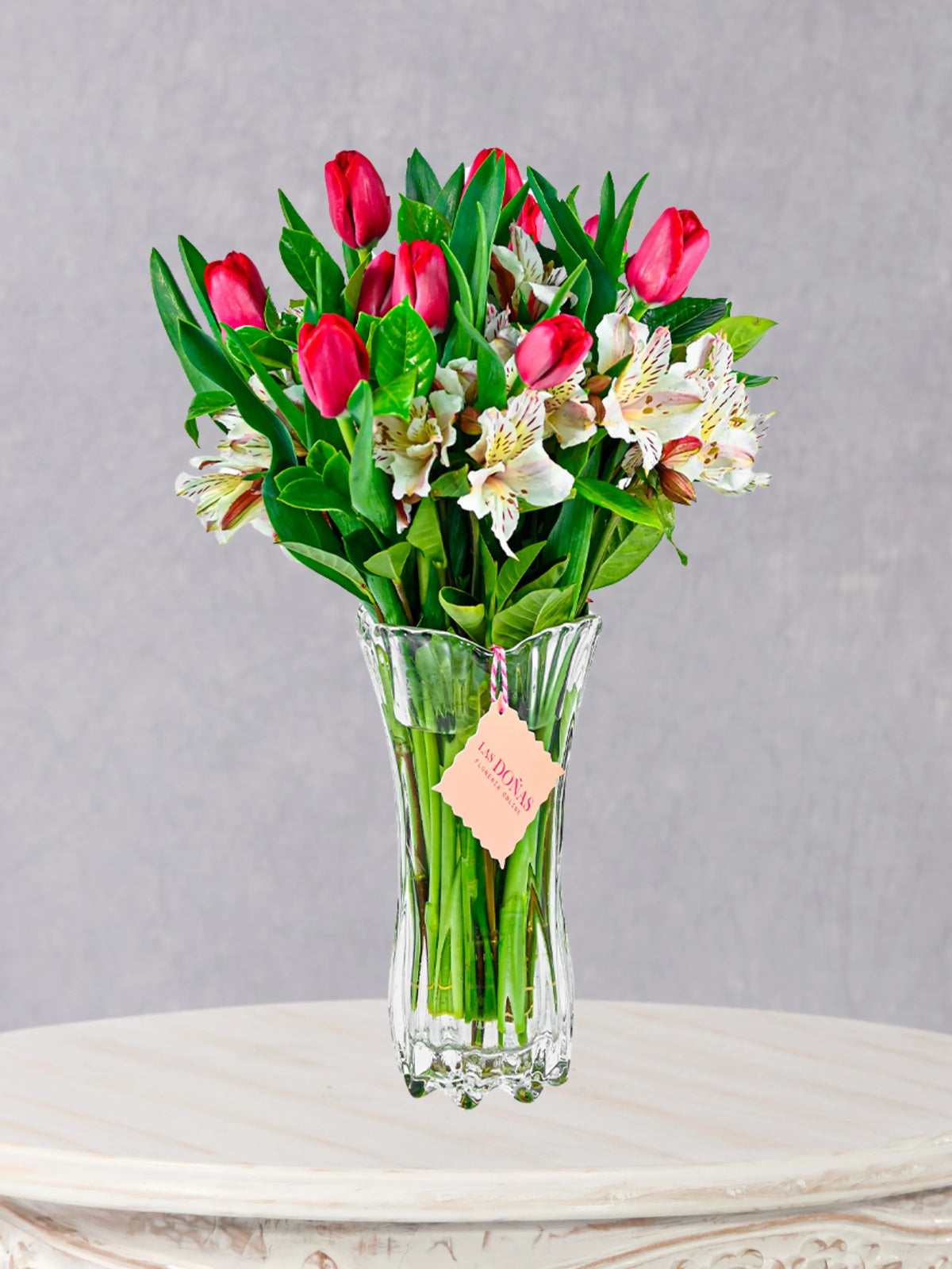 Florero De Tulipanes Y Astromelias